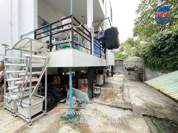 2-storey home office, 94 sq w., Soi Nakniwat 37, near Central Eastville, Soi Nakniwat 37, Intersection 1-4, Lat Phrao Road, Nakniwat Road, Lat Phrao D