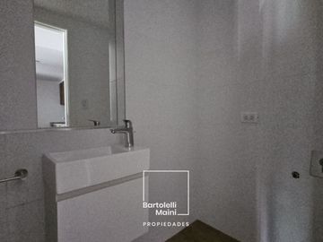 VENTA | 1 Dormitorio con cochera | Av. Caseros 242 – Edificio Punta del Río