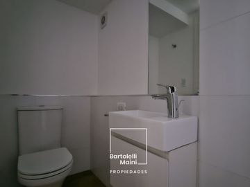 VENTA | 1 Dormitorio con cochera | Av. Caseros 242 – Edificio Punta del Río
