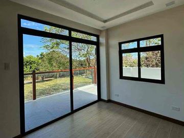 Brand New House and Lot for Sale at La Residencia