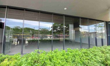 Ground floor Commercial Macapagal Blvd Parañaque UZUME bldg. For rent / lease