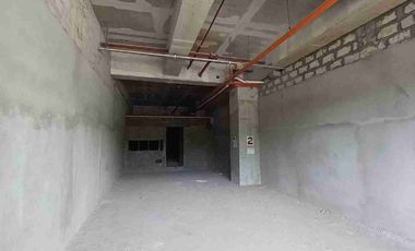 Ground floor Commercial Macapagal Blvd Parañaque UZUME bldg. For rent / lease
