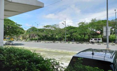 Ground floor Commercial Macapagal Blvd Parañaque UZUME bldg. For rent / lease