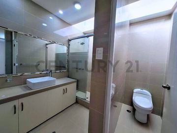 SE VENDE CASA EN ESTRENO EN TACNA