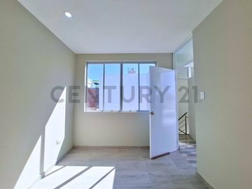 SE VENDE CASA EN ESTRENO EN TACNA