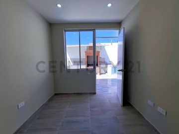 SE VENDE CASA EN ESTRENO EN TACNA