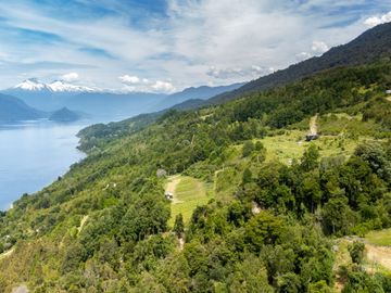 Agro Parcela en venta con vista al Lago Riñihue
