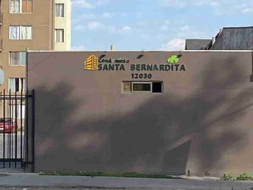 VENDO ACOGEDOR DEPARTAMENTO EN GRAN AVENIDA 1ER PISO 3 DORMITORIOS 1 BAÑO (OPORTUNIDAD INVERSIÓN)