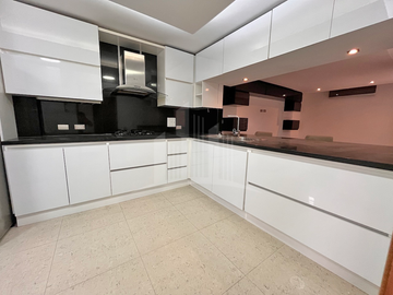 SE VENDE CASA EN ALAMOS PEREIRA