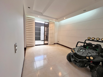 SE VENDE CASA EN ALAMOS PEREIRA