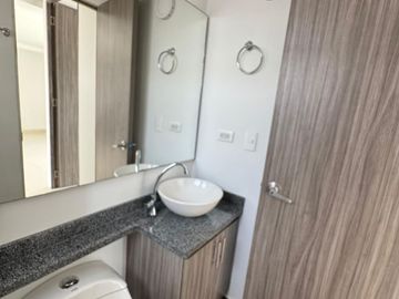 APARTAMENTO EN VENTA PORTANOVA SERENA DEL MAR, SEGUNDO PISO
