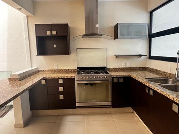 Venta Casa en Condominio Cerca de Sumiya