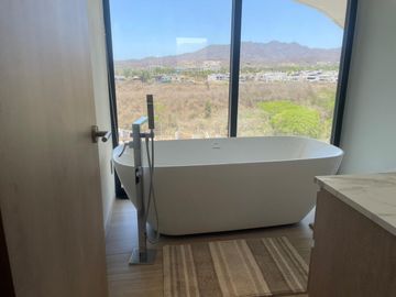 Penthouse con vista al mar en Tizate