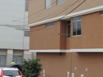 Venta de Casa San Juan de Miraflores  4 pisos