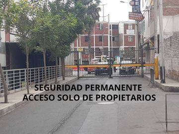 Venta de Casa San Juan de Miraflores  4 pisos