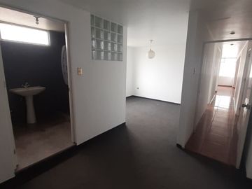 Venta de Casa San Juan de Miraflores  4 pisos