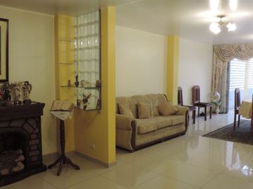 Venta de Casa San Juan de Miraflores  4 pisos