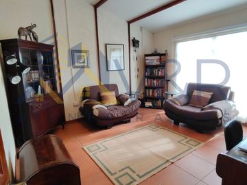 Guayllabamba, Casa amplia en terreno de 1500 m²