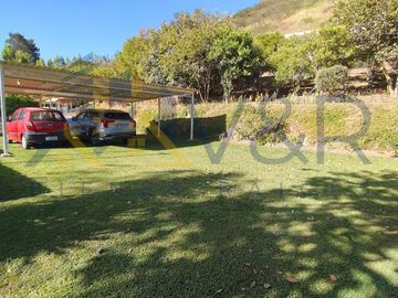 Guayllabamba, Casa amplia en terreno de 1500 m²