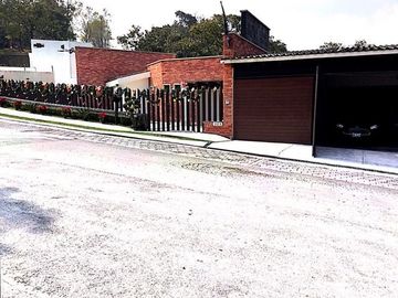 VENDO RESIDENCIA EN SAAYAVEDRA AUTO-SUSTENTABLE