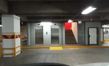 Oficina en renta con Excelente Ubicación en Zona Dorada de Irapuato, M1 INT. 1
