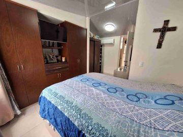 ,🏠vendo hermosa casa Duplex Pereira