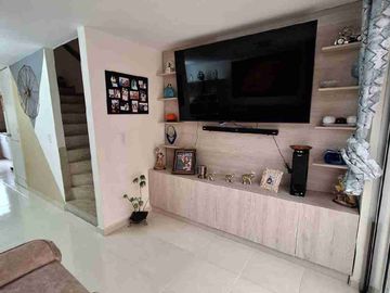 ,🏠vendo hermosa casa Duplex Pereira