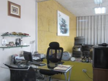 Propiedad comercial, apta para empresas, Instituciones, Consesionario, Proyecto Habitacional