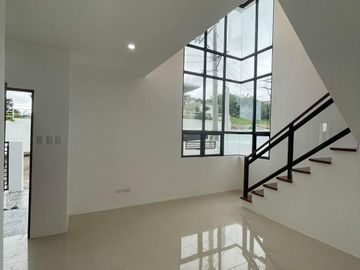 For Sale-10M-Preselling Single Detached House & Lot w/Master's Bedroom w/ Toilet & Bath & 4 Bedrooms, located at Brgy. Mabini, Lipa City, Batangas