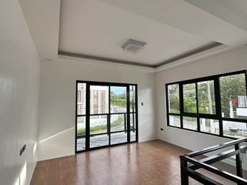 For Sale-11M-Preselling Single Detached House & Lot w/Master's Bedroom w/ Toilet & Bath &4 Bedrooms, located at Brgy. Mabini, Lipa City, Batangas