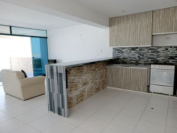 Casa de 3 pisos exclusiva en 1era fila frente al mar ubicado en el hermoso CONDOMINIO ECOLÓGICO PLAYA GRECIA