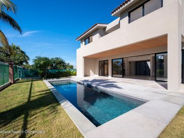 Residencia de Lujo en venta en Los Tigres Residencial – Nuevo Vallarta.