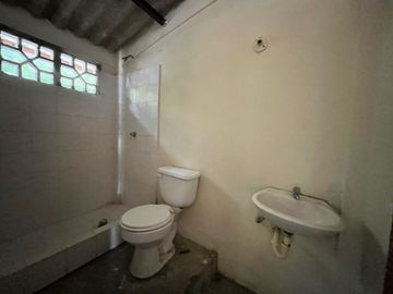Venta de casa de 2 plantas,  Urbanización Beata Mercedes Molina