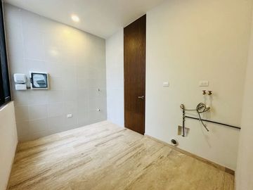 Residencia en Venta de 3 Recámaras en Temozón Norte