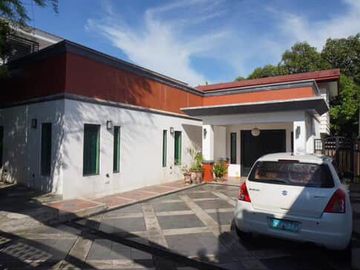 Alabang Hills | Three Bedroom 3BR House and Lot for Sale in Alabang Hills, Muntilupa