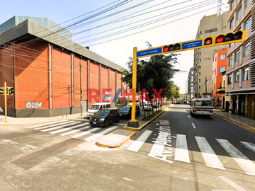 Terreno O Casa Céntrica Cerca Al Parque De Las Aguas | Santa Beatriz