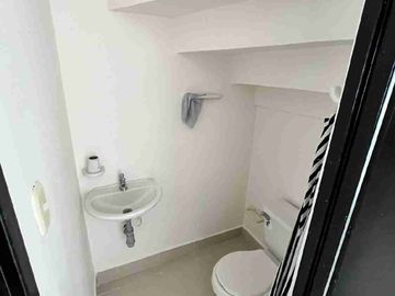 🏠vendo linda casa duplex sector San Juaquin