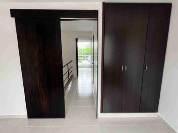 🏠vendo linda casa duplex sector San Juaquin