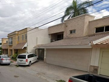 VENTA DE CASA EN LAS ROSAS, GOMEZ PALACIOS, DGO.
