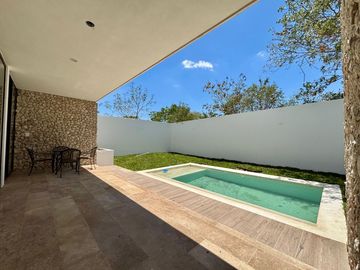 CASA EN VENTA CON RECÁMARA EN PLANTA BAJA EN DZITYÁ