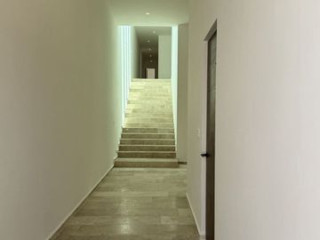 CASA DE 1043 M2 EN VENTA DE 4 RECÁMARAS EN DZITYA