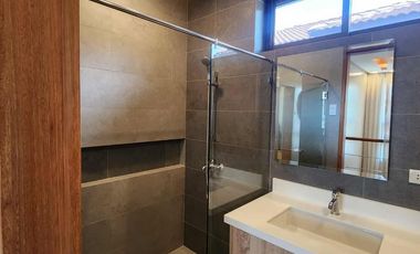 4 Bedroom Modern Home For Sale in Banawa, Guadalupe, Cebu City, Philippines