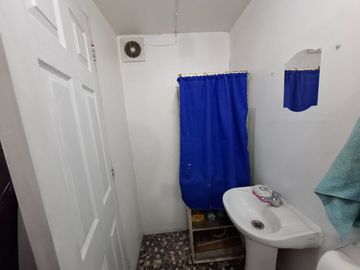 Valle del Yelcho. 5 D 3 baños, 138 en 84 de terreno, Huechuraba