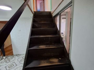 Valle del Yelcho. 5 D 3 baños, 138 en 84 de terreno, Huechuraba