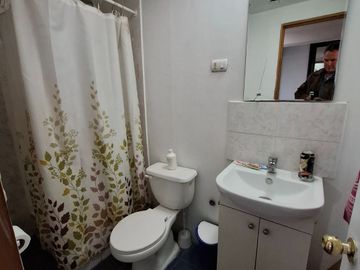 Valle del Yelcho. 5 D 3 baños, 138 en 84 de terreno, Huechuraba