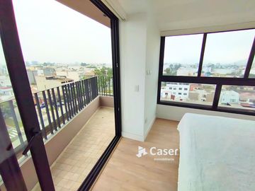 Departamento moderno con áreas comunes en venta – Piso 8 en Velasco Astete y Caminos del Inca, Surco