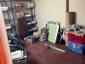 VENTA DE CASA DE TRES PISOS MAS ESTACIONAMIENTO  , URB. SAN JOAQUIN CALLAO $ 253,000