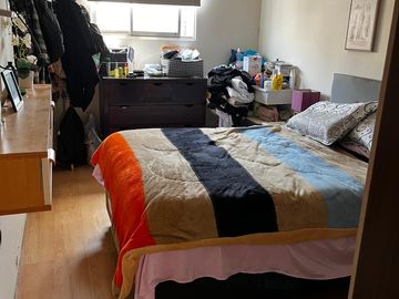 VENTA DE CASA DE TRES PISOS MAS ESTACIONAMIENTO  , URB. SAN JOAQUIN CALLAO $ 253,000