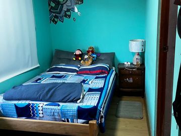 VENTA DE CASA DE TRES PISOS MAS ESTACIONAMIENTO  , URB. SAN JOAQUIN CALLAO $ 253,000