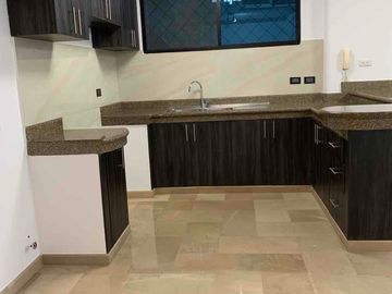 vendo condominio rentero Kennedy norte